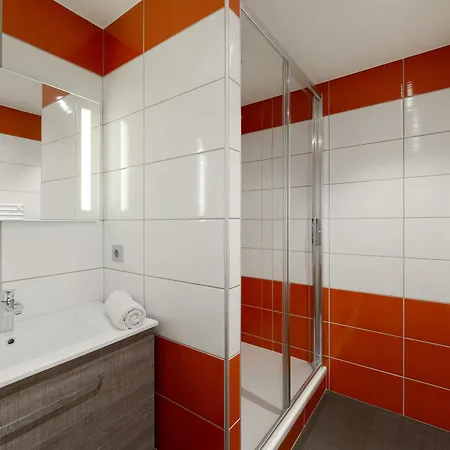 Apartamento Renove, Acces Pistes, Terrasse, Animaux Admis - Fr-1-181-1970
